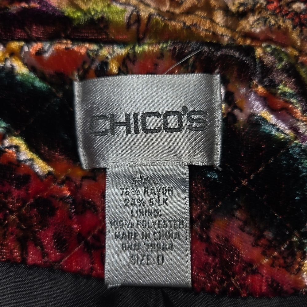 Chico's Vintage Silk Quilted Paisley Print Full Zip Vest Size 0 Small - Picture 6 of 6
